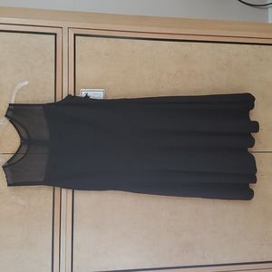 Women's Black No-sleeve Dress